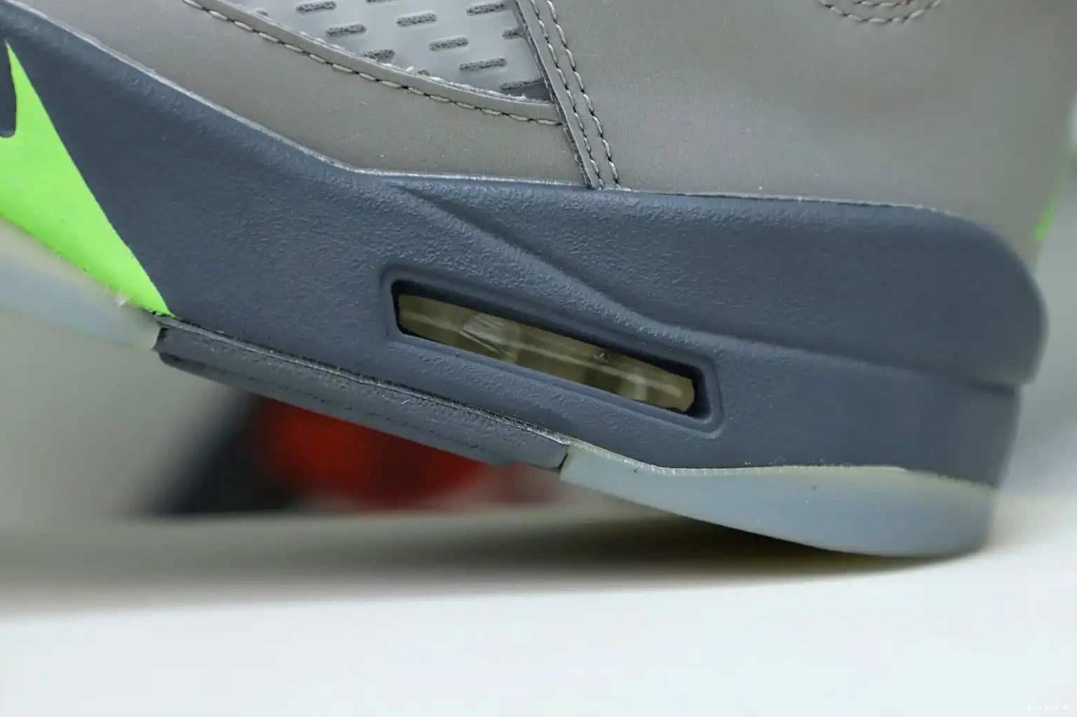 BEAN' 'GREEN JORDAN AIR Kimikick RETRO 5 2022 0808